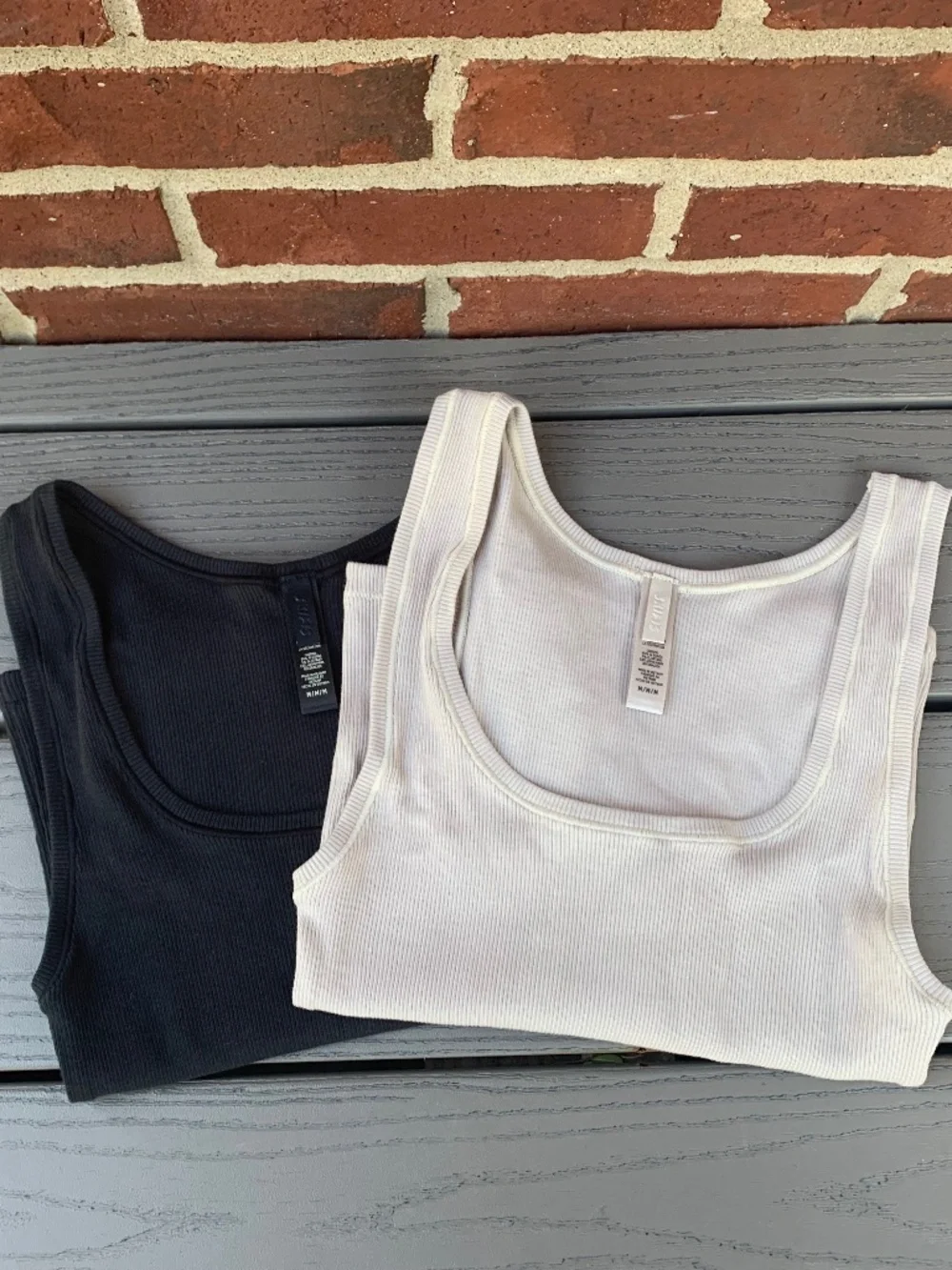 SKIMS Stretch Cotton Rib Tank Set - Picture 1 of 11